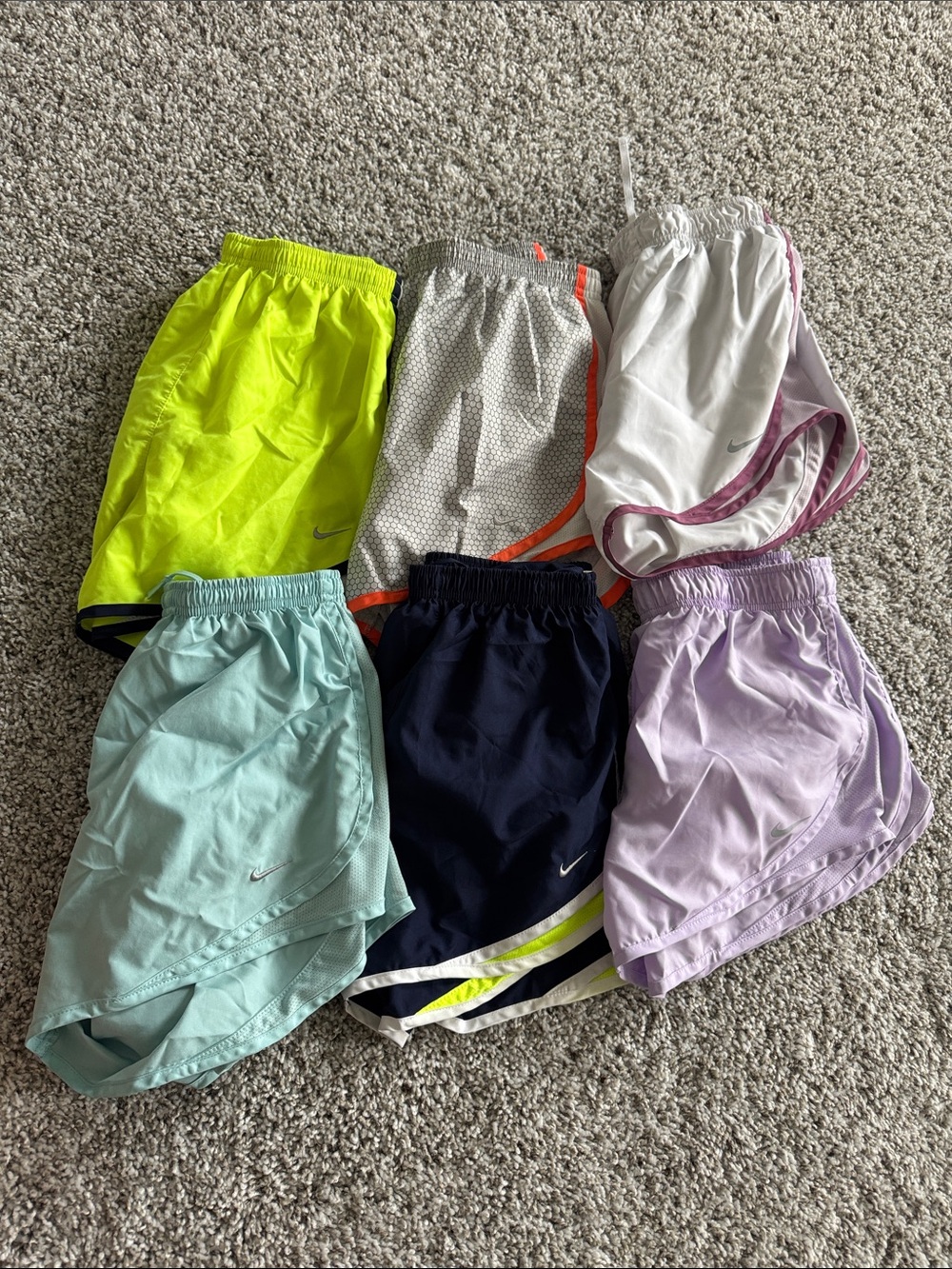 Nike women’s shorts lot size small